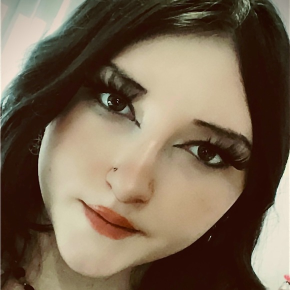 Meet your Posher, Jamie - Picture 1 of 1